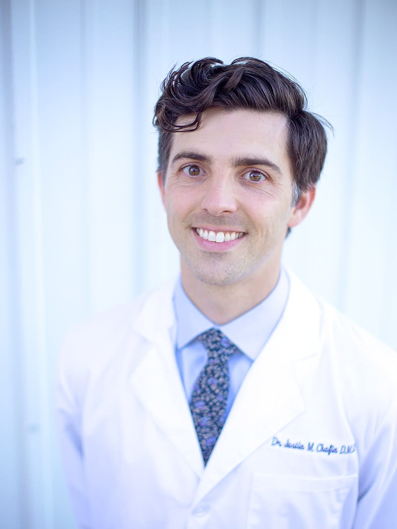 Dr. Justin Chafin is a dentist in Franklin, TN who lives with his wife, Kayla.